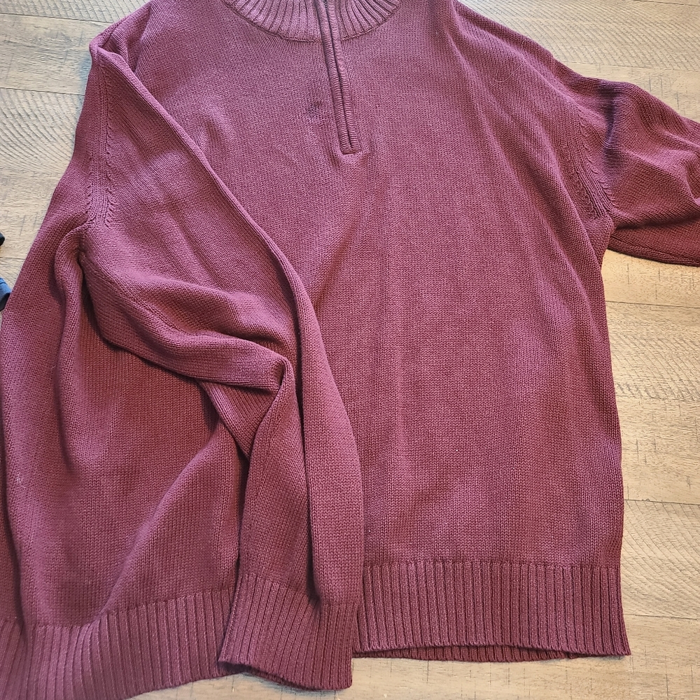 Sweater - Picture 3 of 3